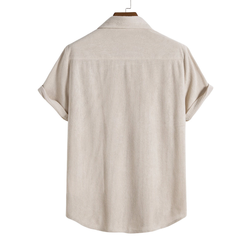 Camisa con botones de manga corta